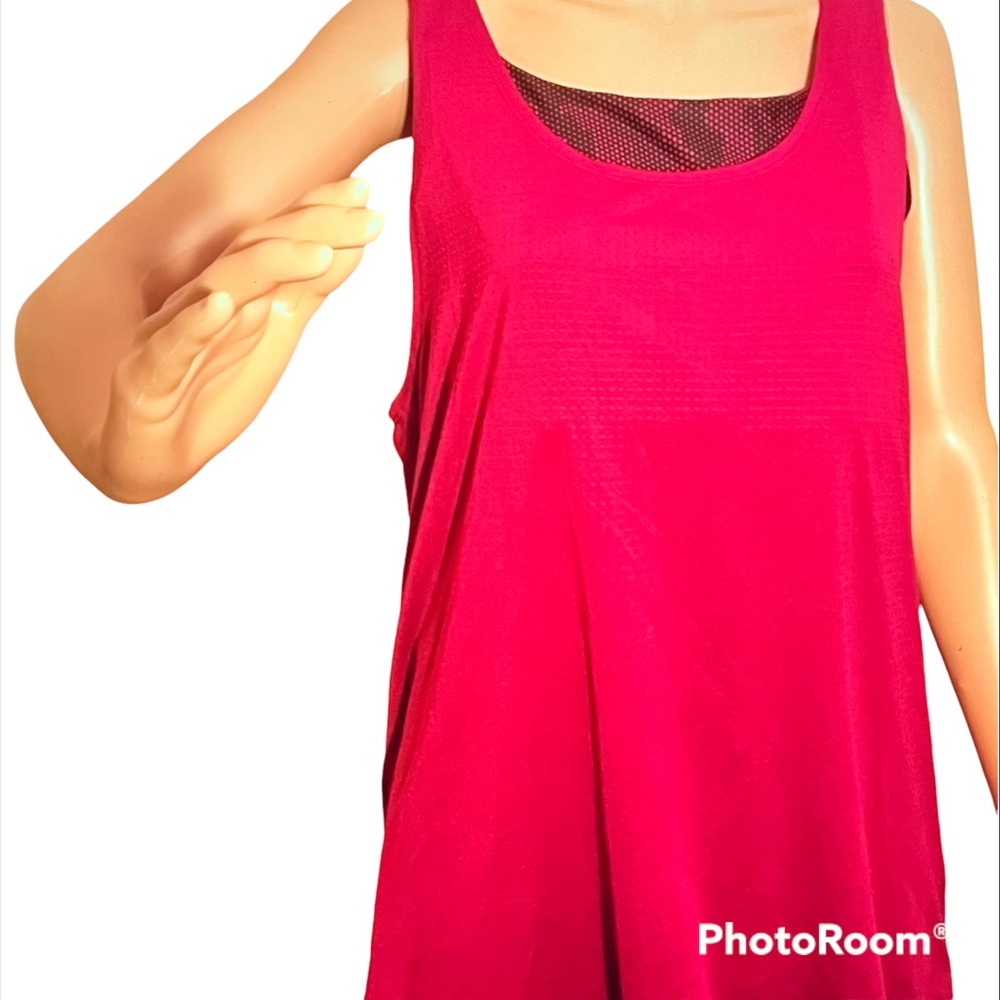 Champion 2-in-1 Tank Top w/Sports Bra vari…